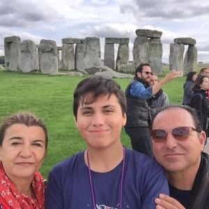 Meet your Posher, Marcos